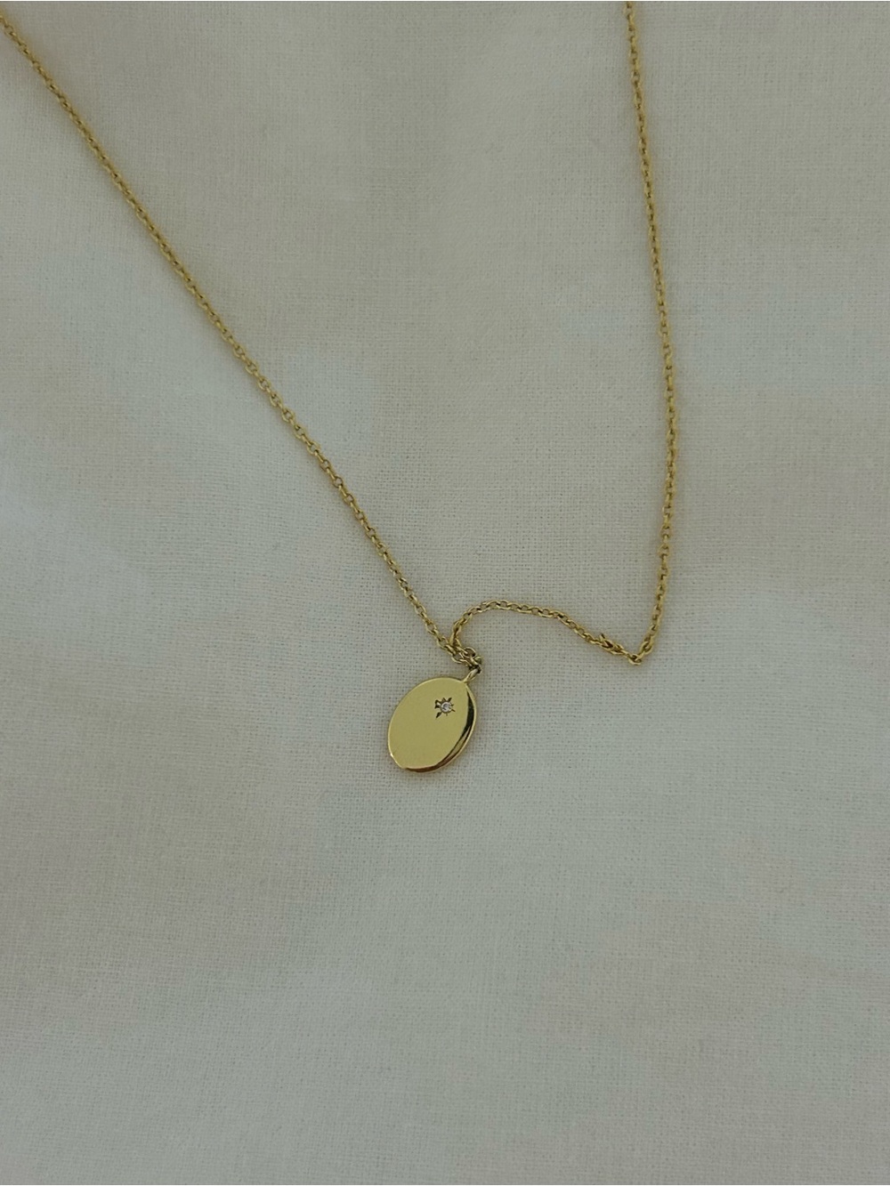 SUETABLES Gold North Star Necklace BRAND NEW - Picture 2 of 3
